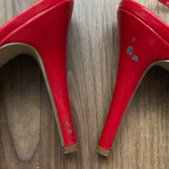 Red patent leather high heels size 8 - Picture 4 of 11